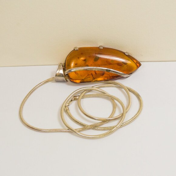 Hue Amber Pendants Set in 925 Silver With Extra Long Snake Chain 29" Rare Gift - Picture 3 of 17